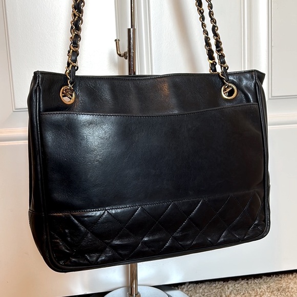 Chanel lambskin matrasse double chain shopping tote bag - Picture 13 of 13